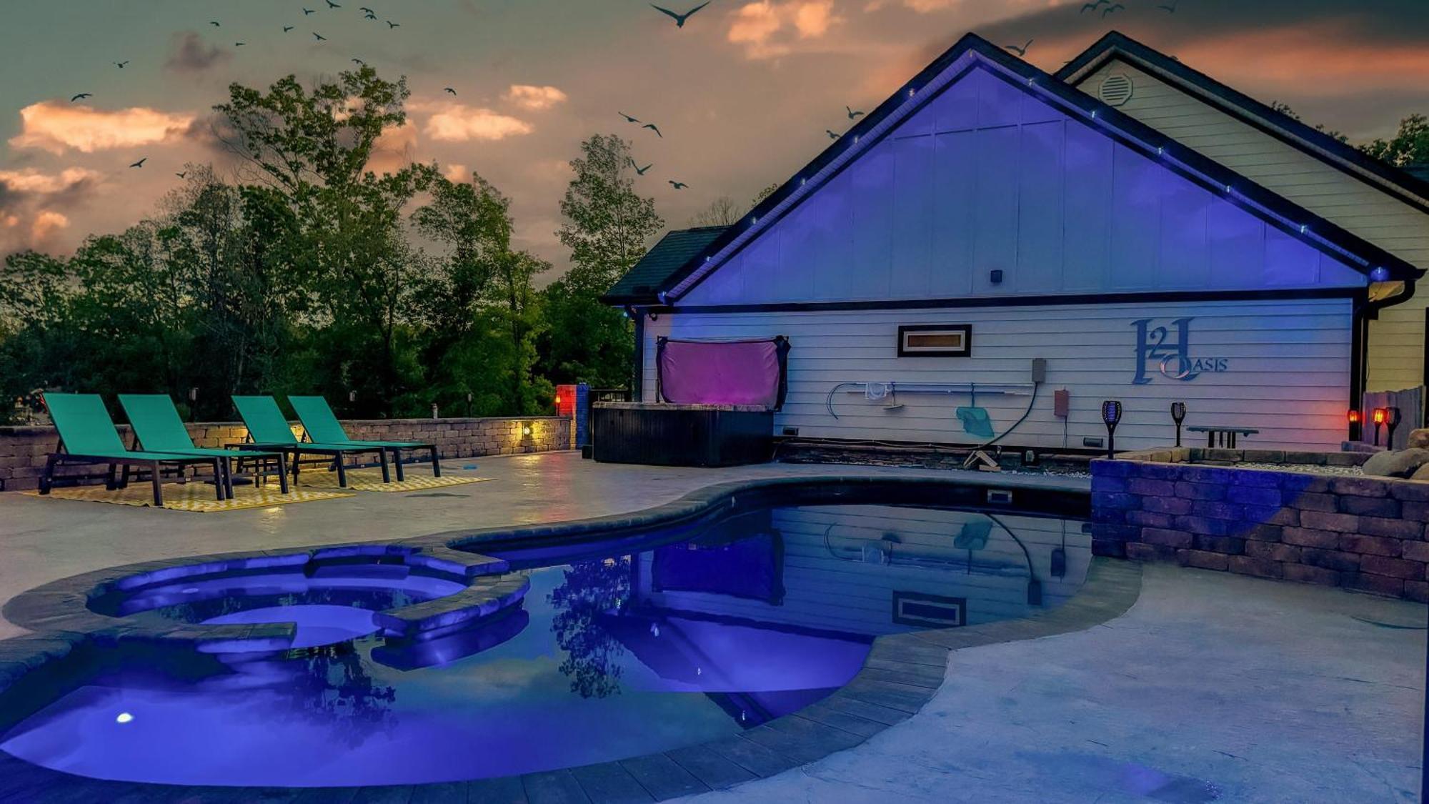 H2Oasis Incredible Pool Retreat With Mountains Views! Villa Сивиървил Екстериор снимка